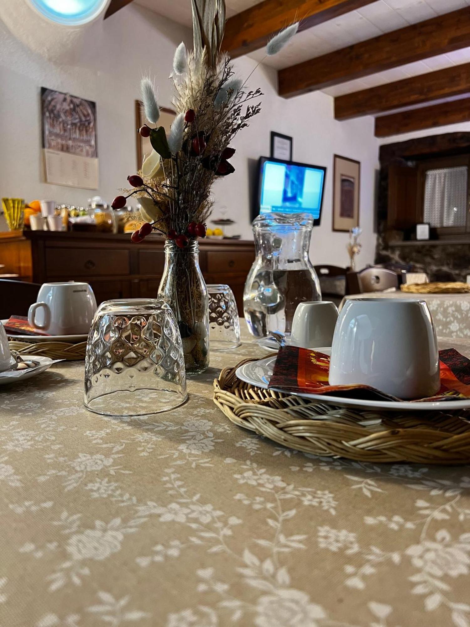 The Templars Guesthouse Santu Lussurgiu Esterno foto